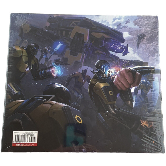 Marvels Avengers Art of the Game Hardcover Book Iron Man Hulk Thor Cap America - Picture 2 of 5